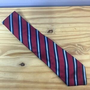 Clearance *2/$10* Izod Red and Blue Diagonal Striped Silk Tie